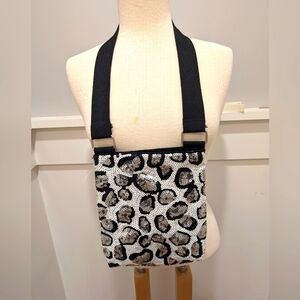 Chic Animal Print Shoulder Bag. Brand New